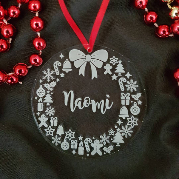 Bordered baubles
